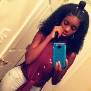 Meet your Posher, Chaundele